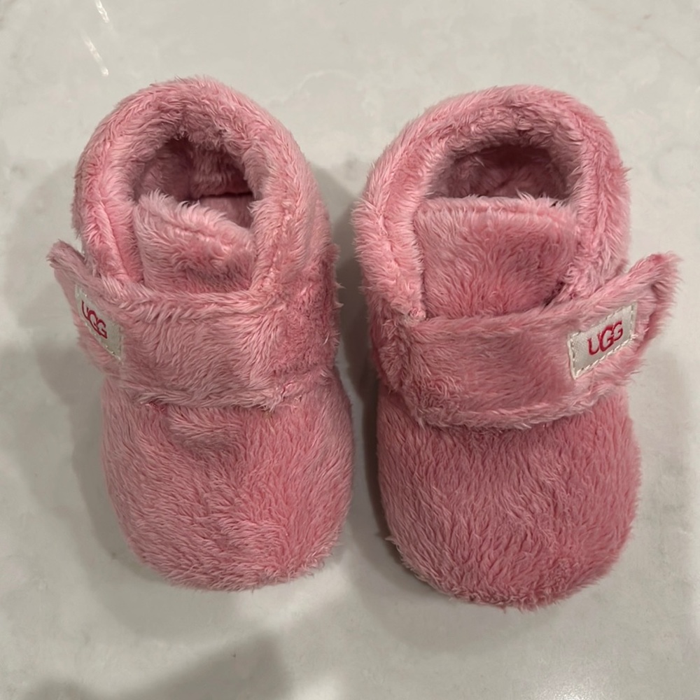 Ugg baby shoes